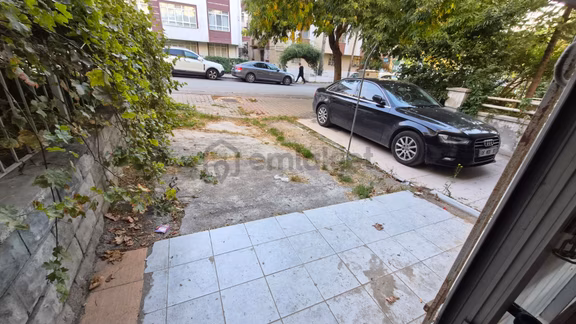Abidinpaşada 15 Metre + 15 Metre Wcli Kiralık Dükkan 2