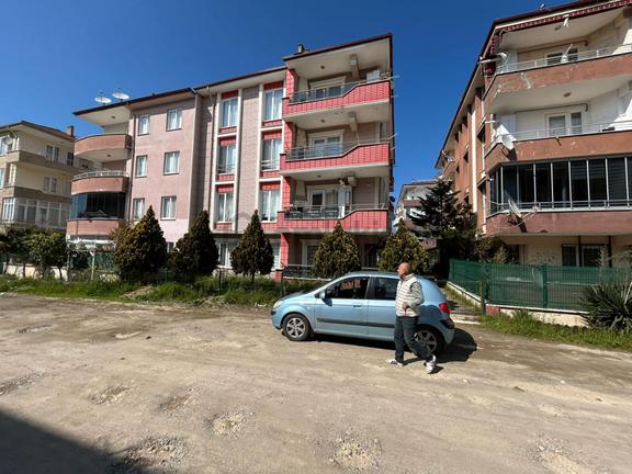 Karasu Akkum Mevkinde Carpediem Otel Karşısı Katta Deniz Gören. 1