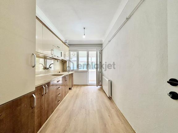 ꧁ay Emlaktan꧂ikizçay'da Denize 300 Mt Arakat Ayrı Mutfak Denize Yakın Satılık 2+1 Kombili Daire 1