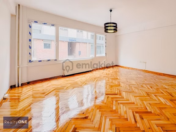 R-one Moda'da Her Yere Yürüme Mesafesinde Kiralık 3+1 2