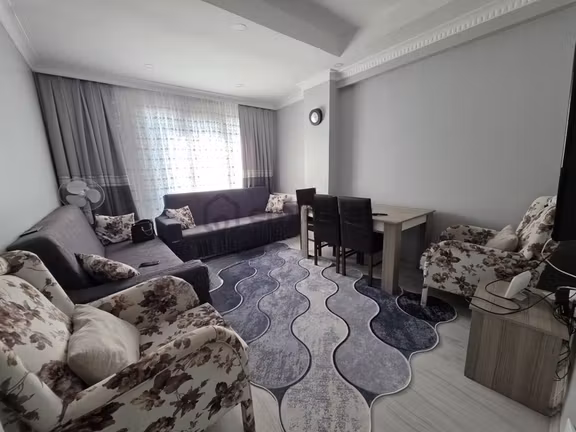 Halkalı İstasyon Mah.ana Cadde Satılık 2+1 Arakat Marmaray Yanı 1
