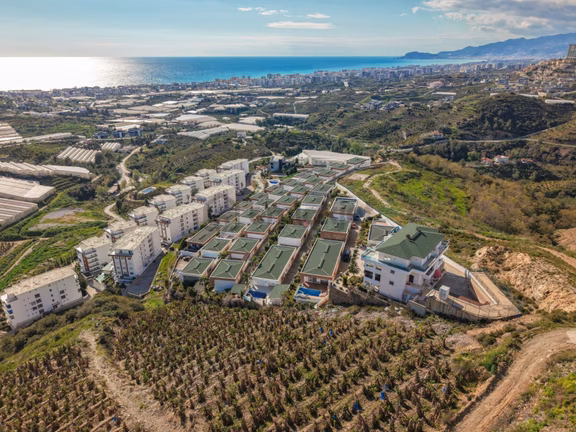 Alanya Kargıcak Site İçerisinde 3+1 Müstakil Havuzlu Konforlu Satılık Villa 2