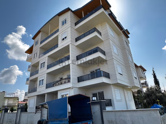 Gazi Mahallesi'nde Sıfır Binada Kiralık 2+1 Daire 1