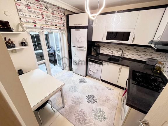 Hemdem Gayrimenkul'den Ayyıldız'da Arakat Ön Cephe Yapılı Sitede 3+1 Satılık Daire 2