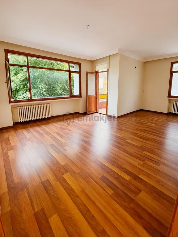 Ümraniye Atatürk Mahallesi'nde | 135m² Net 3+1 Kiralık Daire 2