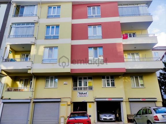 Özpınar,dan Belediye Yakını Eşyalı 2+1 Kombili 1.kat Doğu-batı C 1