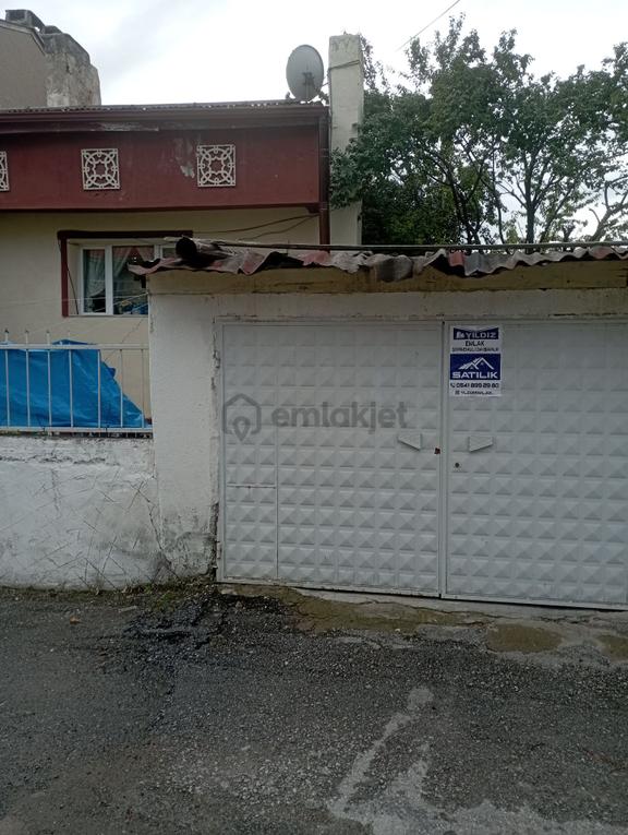 Yıldız Emlaktan Şeyhşamil Mahalle 2 Katlı Bahcelı Kapalı Garajlı Müstakil Bina 2