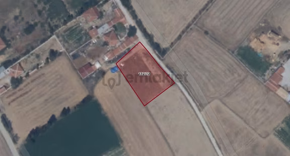 A-k Emlaktan Ortaköyde 1521 M2 Satılık Tarla 1