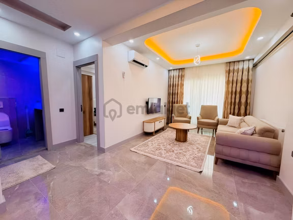 Han Emlaktan Tecede Caddeye Sıfır Full Eşyalı Havuzlu 1+1 2