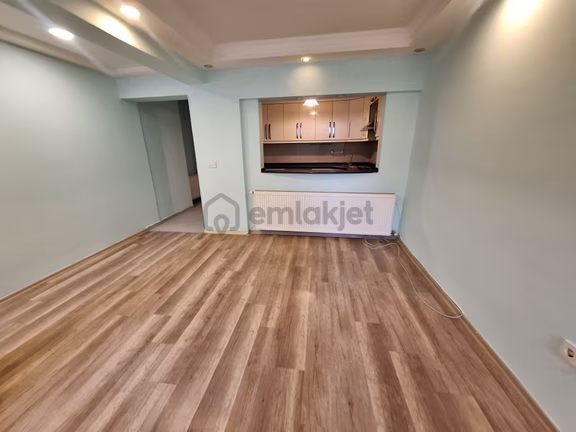 Hatay Pazaryeri Metro Hastane Yakını Bakımlı Bahceli 1