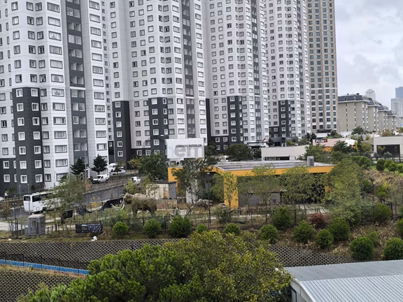 Ataşehir Tokı Konutları Trendist Karşısı 3+1 Kiralık Daire 2