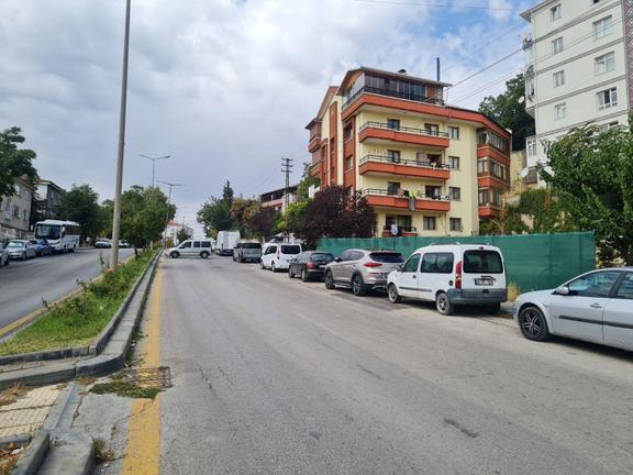 Yenimahalle Suadiye Cadde Üzerinde Ticari + Konut İmarlı Arsa 1
