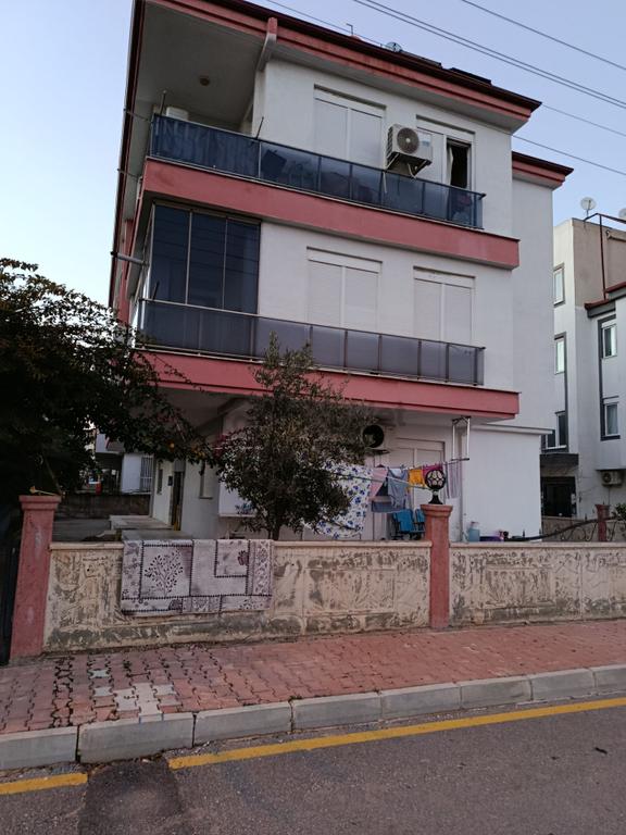 Sahibinden Tramvay Yakını 1+1 1