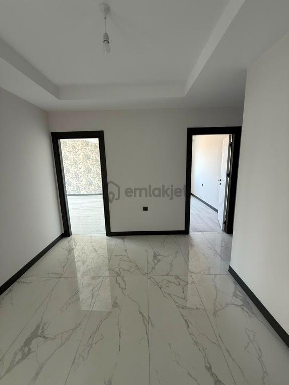 Yeşilyurt Mahallesi 3+1 Modern Ve Ferah Satılık Daire 2