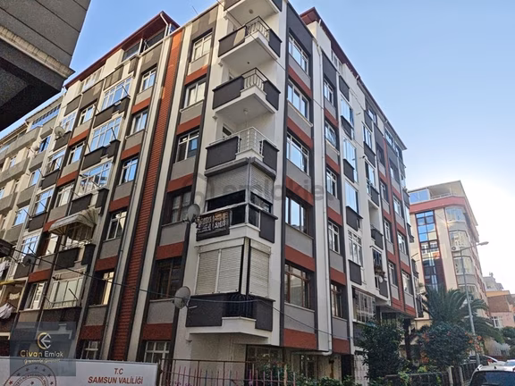 Civandan İlkadımda Fırsat Masrafsız Genis 3+1 Daire 1