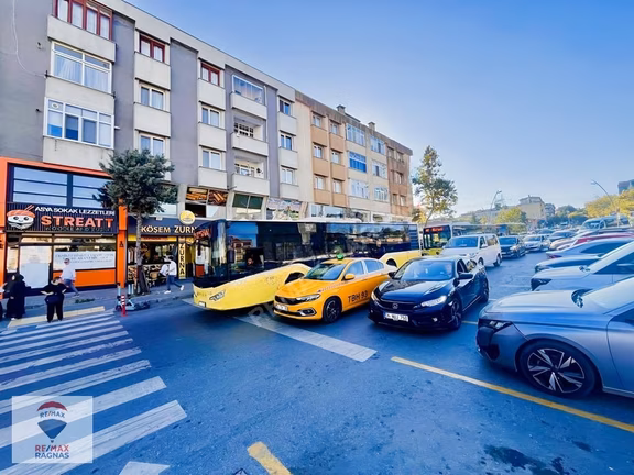 Üsküdar Kısıklı Mah Cadde Üzeri Geniş Kullanışlı Daire 2