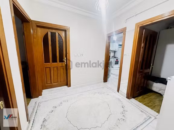 İnönü Mahallesin'de/ 123 M2/5 Bağımsız Komple Satılık Bina 1