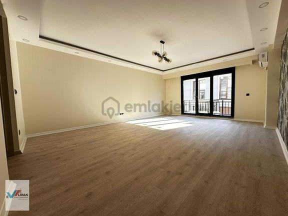 Bakırköy Sahilde, Deniz Manzaralı 5+2 Kiralık Dubleks Daire 1