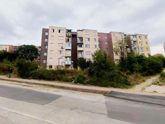 Kariyer'den Yeniceköy 1000 Konutlar Ara Kat 2+1 70 M² Daire 1
