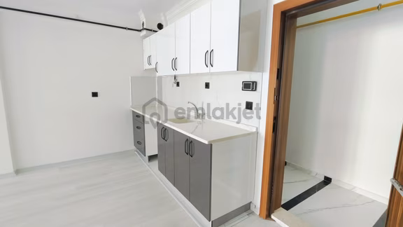Eskişehir Büyükdere'de 1+1 Cam Balkonlu Kiralık Daire 1
