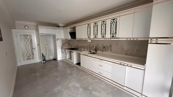 Çukurambar'da | Komple Yenilenmiş | 4.5+1 | Kiralık Daire 1