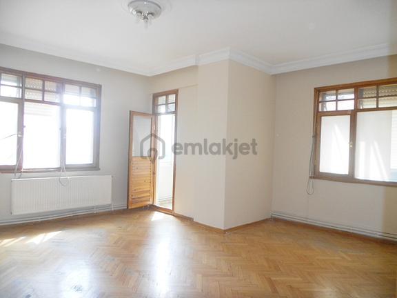 Bakırköy De Meydana Yakın 2.kat 2+1 100m2 Asansörlü Otoparklı 2