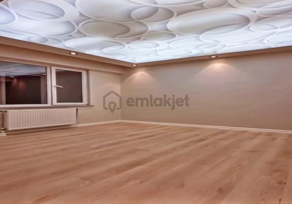 Süleymaniye Mahallesinde Kiralık Dekorlu Geniş 2+1 Bahçe Katı ! 1