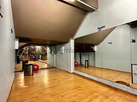 İncirli Caddesinde 2250m2 Kapalı Alanlı (giriş+(-1/-2/-3 Katlar 2