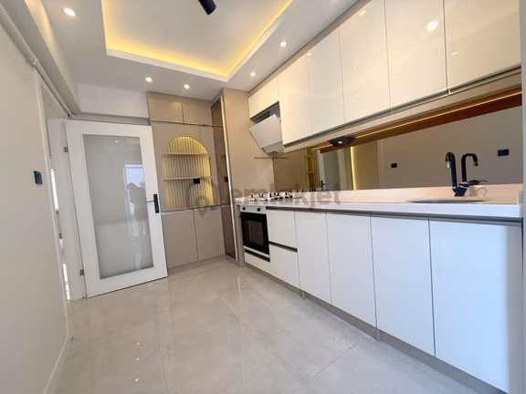 Hemdem Gayrimenkul'den Plevne'de Full+full Yapılı Arakat 3+1 Satılık Daire 2