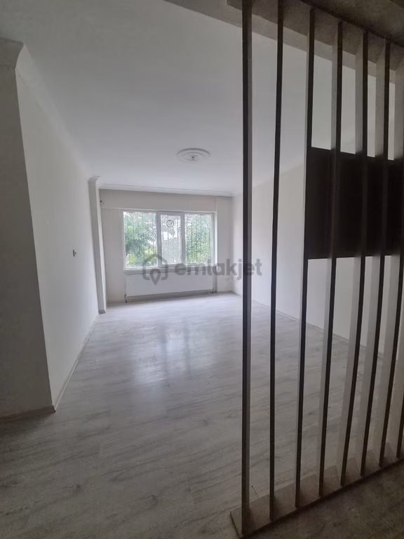 Bostancık Çatak Cadde Üzerinde Asansörlü 3+1 Masrafsız Daire 1