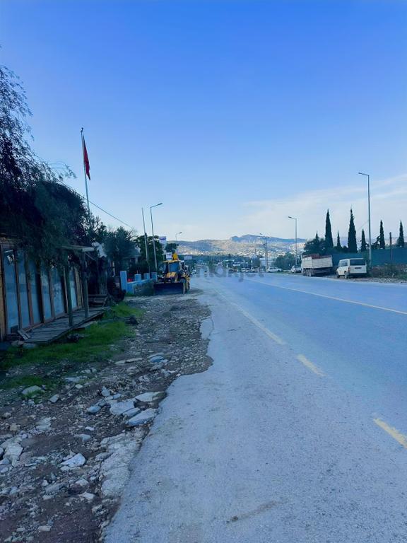 Bodrum Gölköy Ana Cad Üzerı 500i İle 4600 Mt2 Kiralık Arsa Depo 2