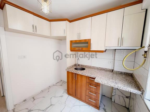 Reşadiye'de Ekomini Karşısı Lüx 2+1 İçi Yapılı Kiralık Daire 2