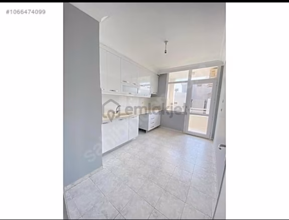 3+1güzelyalı İllerbankası 8-8katı 2banyo 200m2 Gd Cephe Kap.mutfak 21-25yaş Az Hasarlı. 1