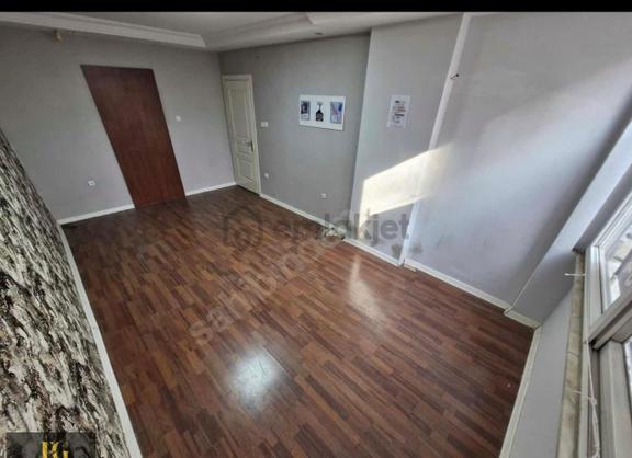 4+1 Barajyolu * Yenibaraj 5-1katı 800aidat Kap.mutfak 180m2 Daire Ofis * İşyeri*araç Takası Olur. 2