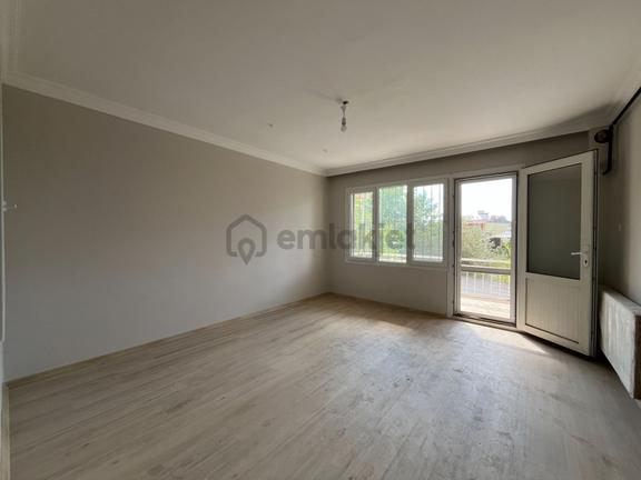 Gümüşpala Karakol Yakını Doğalgazlı Yeni Tadilatlı 2+1 Kiralık Daire 1