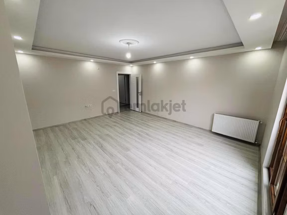 Eftelya Emlaktan 2+1 Ferah 130 M² Satılık Daire 1