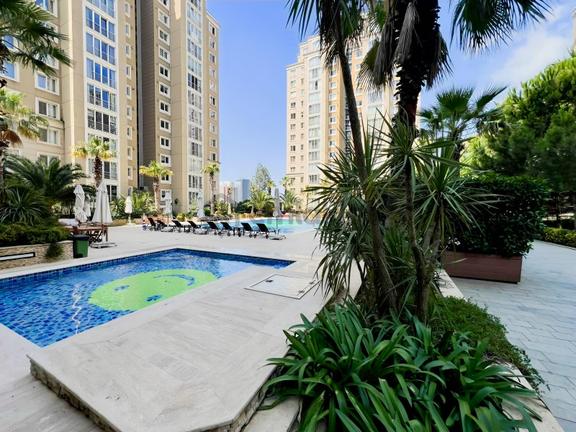 Ataşehir Uphıll Court Site İçerisinde Kiralık 4+1 Daire_boş 1