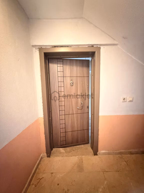 Nilüfer Üçevler'de Müstakil Bahçeli 2+1 Kiralık Daire 2