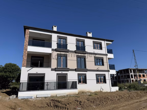 Yamaç Emlaktan Görmeye Değer Süper Lüx Daire 1
