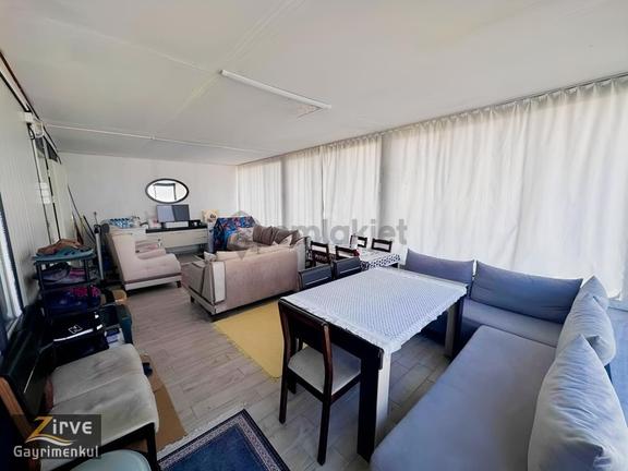 Zirveden Kalabada Hissetapulu 504m2 Eşyalı Konteynerlı Bahçe 2