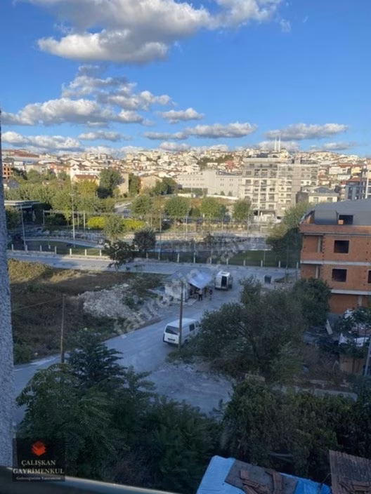 Arnavutköy Vadi Parkta Satılık 2+1 Daire Vadi Park Manzaralı 2