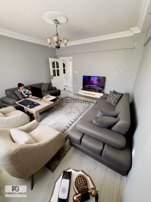 Prestij Gruptan Vakıfta Satılık 3 Katlı Müstakil Ev 1