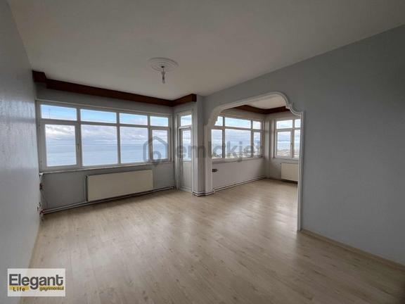 İslampaşa'da Deniz'e Sıfır 3+1 Ferah Kiralık Daire Elegant'ta 1