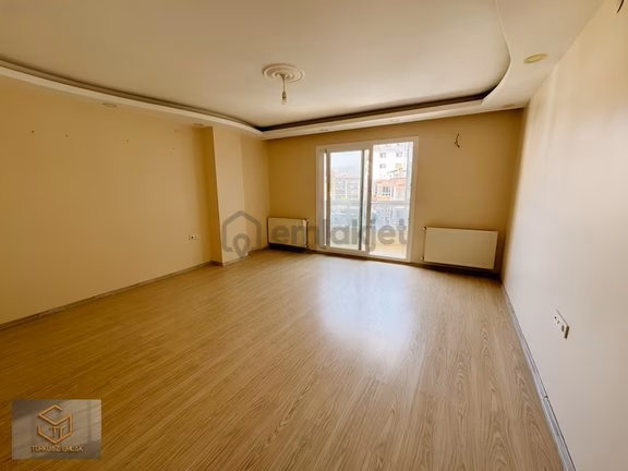 Menemen Uğur Mumcu Da Kiralık 3+1 145 M² Arakat Daire 1