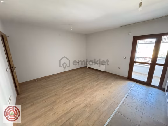 Emir Grup'tan Akgedik Toki'de 1+1 Geniş, Önü Açık Kiralık Daire 1