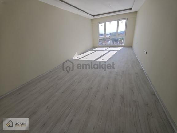 Gören Gayrimenkul'den 2,5 + 1 Geniş Göl Manzaralı Kiralık Daire 2