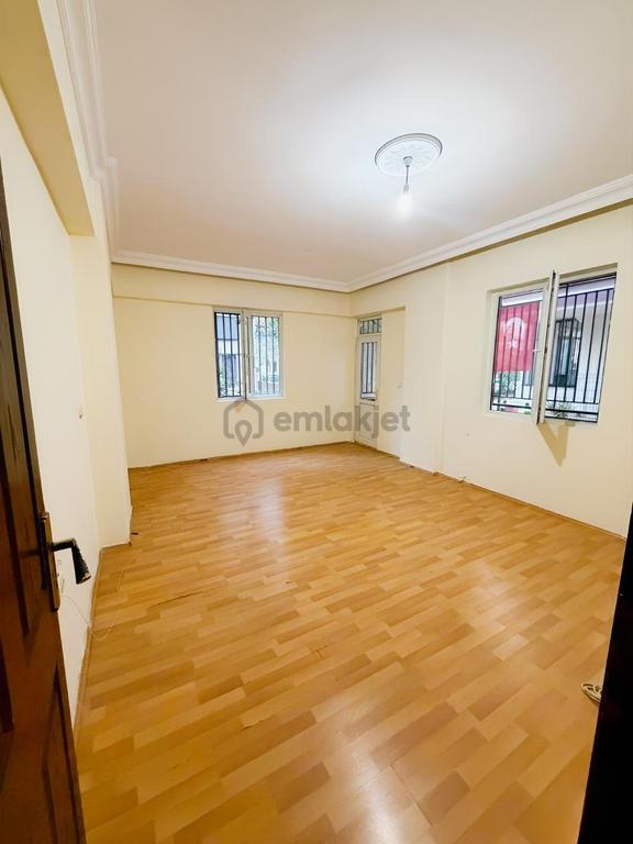 Dünyagöz Hastanesi Yakınında Kiralık 2+1 Daire 1