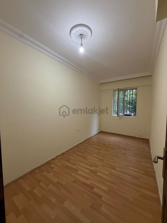 Dünyagöz Hastanesi Yakınında Kiralık 2+1 Daire 2