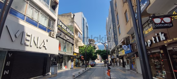 At&es Emlak Tan Çarşı Merkezde 1+1 Kiralık Sıfır Eşyalı Daire 2