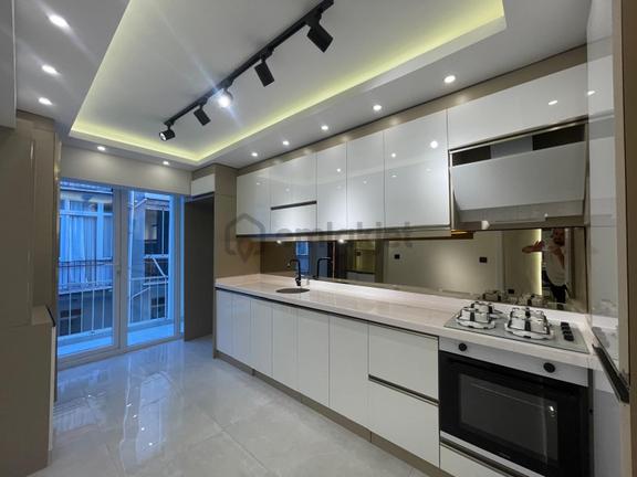 Akşemsettin Mah'de 3+1 Satılık Ara Katta Ön Cephe Geniş M2 Full+full Yapılı Daire 1